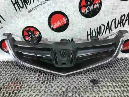 Решетка радиатора  Honda Accord