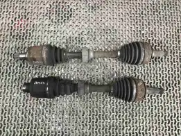 Полуось передняя правая (приводной вал, ШРУС)  Honda Accord