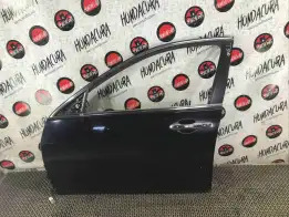 Дверь передняя левая  Honda Accord