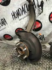Кулак поворотный левый  Honda Accord
