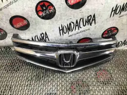 Решетка радиатора  Honda Accord