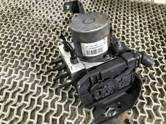 Фото запчасти Блок ABS  Honda Civic