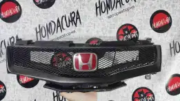 Решетка радиатора  Honda Civic