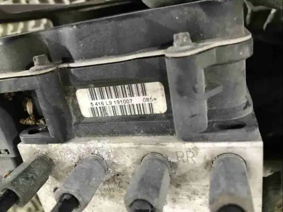 Фото запчасти Блок ABS 57110-SMR-E022 Honda Civic