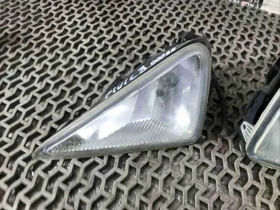 Фото запчасти Фара противотуманная правая  Honda Civic