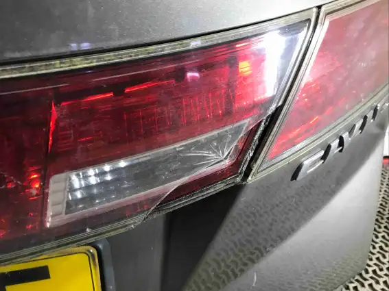 Фото запчасти Крышка багажника (дверь 3-5)  Honda Civic