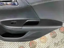 Кнопка стеклоподъемника  Honda Accord