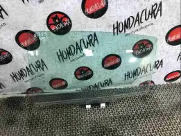 Стекло двери задней левой  Honda Accord