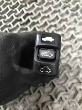 Кнопка открывания люка  Honda Accord