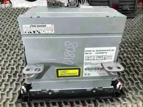 Фото запчасти Магнитола 39100-SWA-G101 Honda CR-V