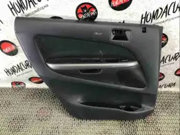 Обшивка двери задней левой (дверная карта)  Honda Stream