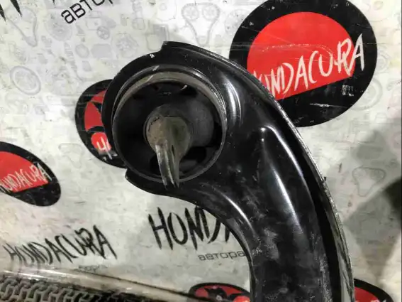 Фото запчасти Рычаг задний левый  Honda Civic