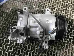 Компрессор кондиционера  Honda Civic
