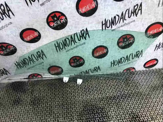 Фото запчасти Стекло двери передней правой  Honda Civic