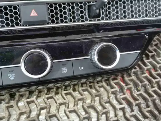 Фото запчасти Блок управления печки/климат-контроля 79610-T21-A010 Honda Civic