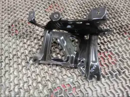 Полка аккумулятора  Honda Civic