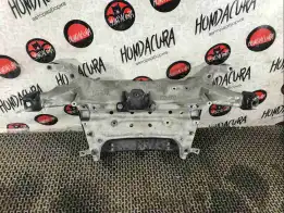 Балка подвески передняя (подрамник)  Honda Civic