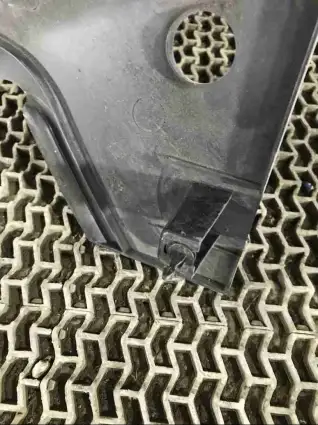 Фото запчасти Накладка замка капота  Honda Civic