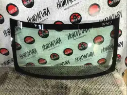 Стекло заднее  Honda Civic