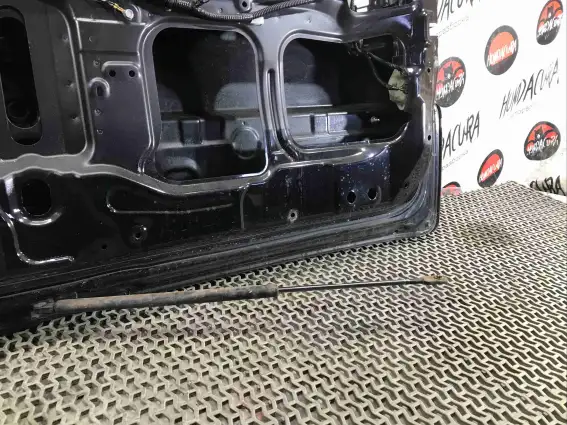 Фото запчасти Крышка багажника (дверь 3-5)  Honda CR-V