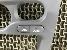 Кнопка кондиционера  Honda HR-V