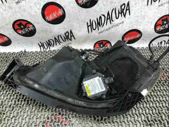 Фото запчасти Блок розжига ксенона  Honda Legend