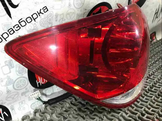 Фото запчасти Фонарь задний левый  Honda Legend