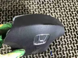 Подушка безопасности водителя  Honda Legend