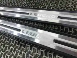 Накладка на порог  Honda Legend