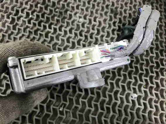 Фото запчасти Блок управления двигателем 37820-RJA-E73 Honda Legend