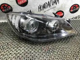 Фара правая  Honda Legend