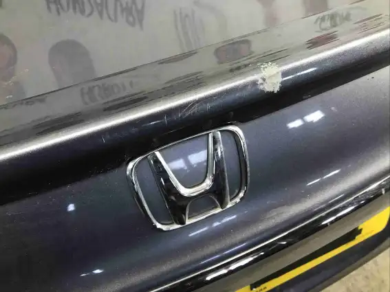 Фото запчасти Крышка багажника (дверь 3-5)  Honda Legend