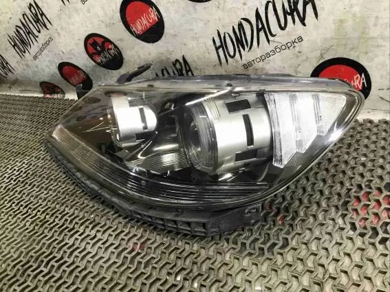 Фото запчасти Фара левая  Honda Legend