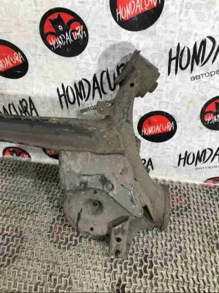 Фото запчасти Балка подвески задняя  Honda HR-V