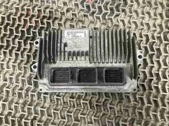 Фото запчасти Блок управления двигателем 37820-50Z-E13 Honda HR-V