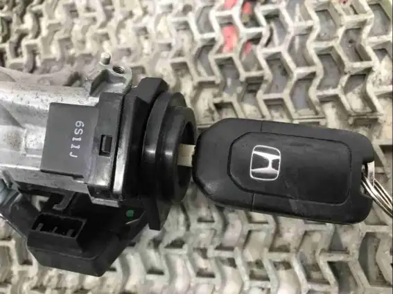 Фото запчасти Замок зажигания  Honda HR-V