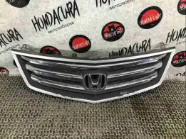 Решетка радиатора  Honda Accord