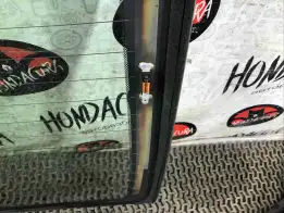 Стекло заднее  Honda Accord