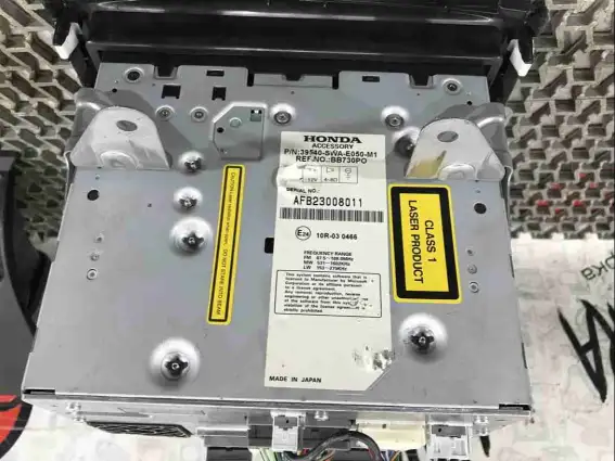 Фото запчасти Магнитола 39835-SWA-J020; 39540-SWA-E050 Honda CR-V