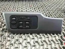 Кнопка открывания люка  Honda Odyssey
