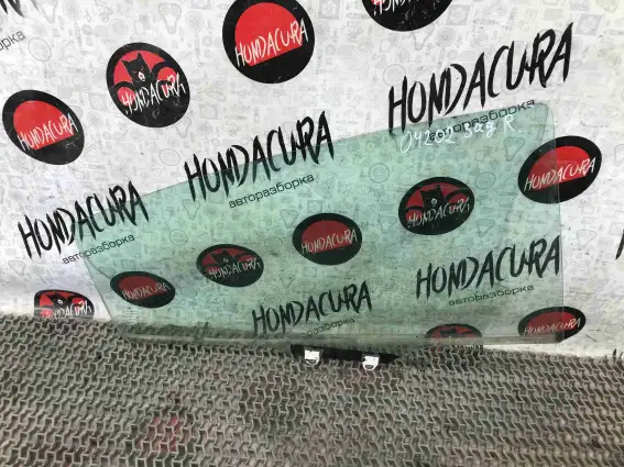 Фото запчасти Стекло двери задней правой  Honda HR-V