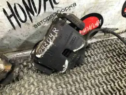 Суппорт передний правый  Honda Accord