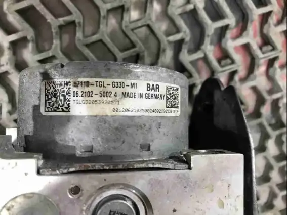 Фото запчасти Блок ABS 57110-TGL-G330 Honda Civic