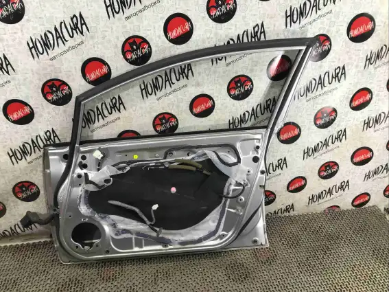 Фото запчасти Дверь передняя правая  Honda Civic