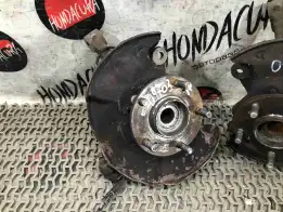 Кулак поворотный правый  Honda Civic
