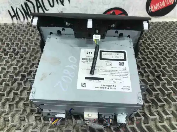 Фото запчасти Магнитола 39100-T1G-G111 Honda CR-V