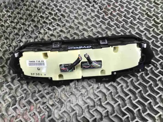 Фото запчасти Блок управления печки/климат-контроля 79600-T1G-E6 Honda CR-V