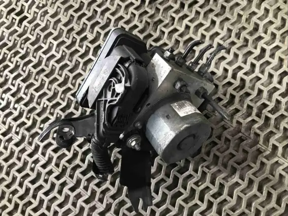 Фото запчасти Блок ABS 57110-T1G-G320 Honda CR-V