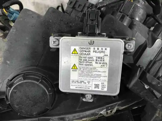 Фото запчасти Фара правая  Honda CR-V