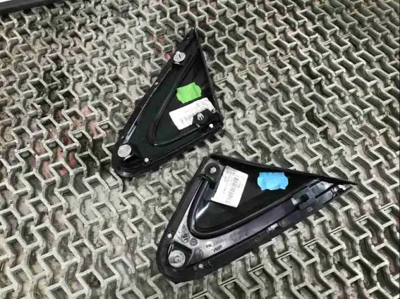 Фото запчасти Молдинг (накладка кузовная)  Honda CR-V